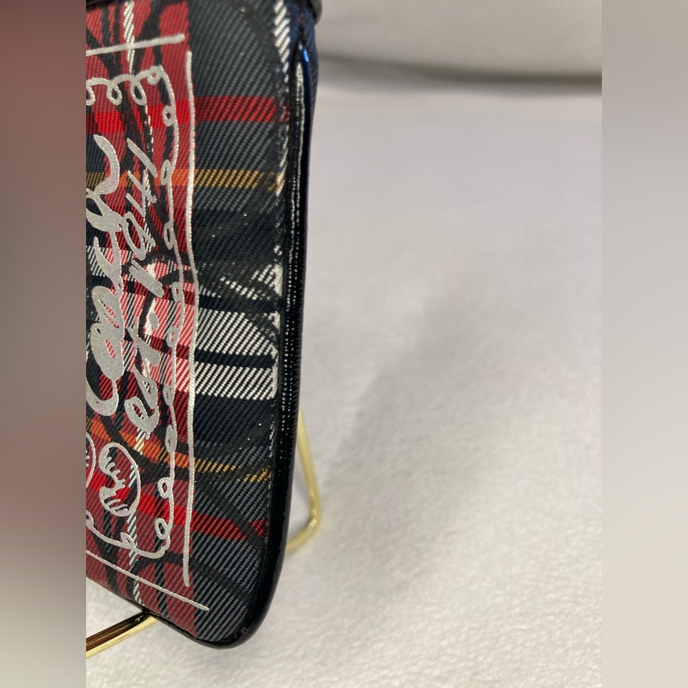 Coach Poppy Red Black Silver Glitter Tartan Plaid Zip Wristlet Patent Trim. Rare - Picture 7 of 12